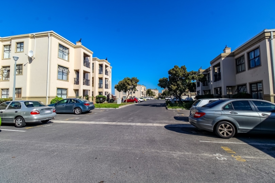 2 Bedroom Property for Sale in Parklands Western Cape